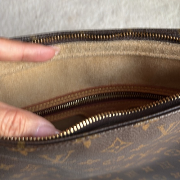 Original LV mg. - Picture 11 of 15